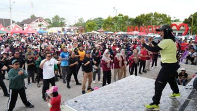 Bupati dan Wakil Bupati Kutai Kartanegara Aulia Rahman Basri dan Rendi Solihin, kembali blusukan. Kali ini, mereka Blusukan ke Kecamatan Muara Jawa, Sabtu (22/11/2025).