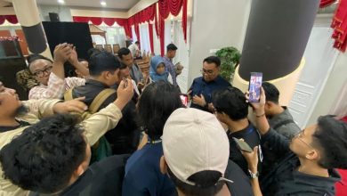 Bupati Kukar Aulia Rahman Basri menyampaikan ke sejumlah wartawan, bahwa dalam rancangan pembangunan wajib pro rakyat.