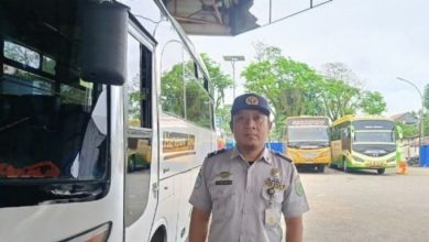 Menyambut arus mudik Lebaran 2026, pengelola Terminal Sungai Kunjang di Kota Samarinda menyiapkan sekitar 70 unit bus antarkota dalam provinsi (AKDP).
